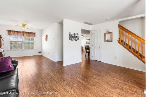 24 Sunnydale Dr, Berkeley Township NJ  08721-1379 exterior