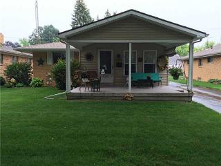 537 Sandralee Dr, Toledo, OH 43612-3344