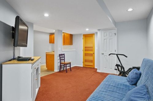 35 Mclaughlin Way, Washingtonville NY  10992-1151 exterior