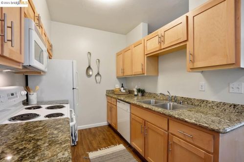 55 Bayside Ct, Richmond CA  94804-7443 exterior