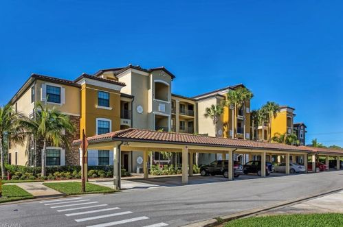 9735 Acqua Ct, Naples, FL 34113-8121