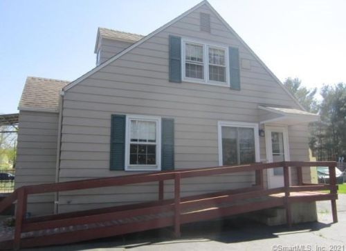 136 Falknor Dr, Manchester, CT 06040-2639