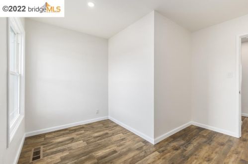 14950 Lark St, San Leandro CA  94578-1846 exterior