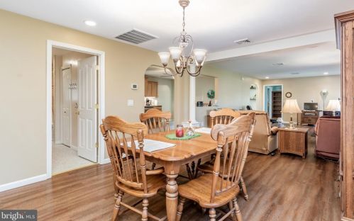 3 Sunset Dr, Navy Sup Dpt PA  17050-1652 exterior