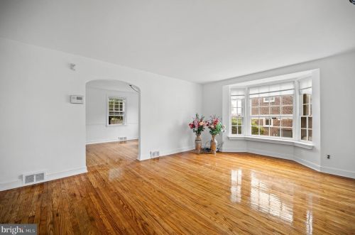 23 Dewey Rd, Cheltenham PA  19012-1413 exterior