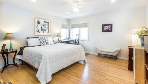 163 Hillcrest Dr, Parsippany NJ  07834-1413 exterior