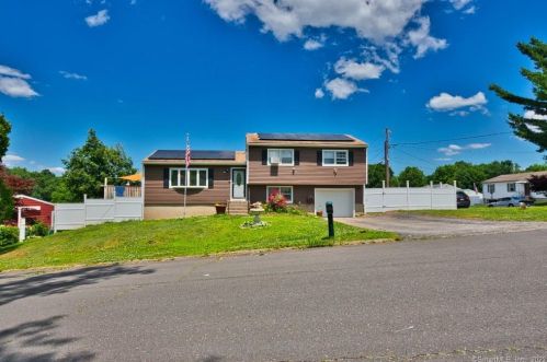 241 Hickory Hill Dr, Waterbury, CT 06708-3983