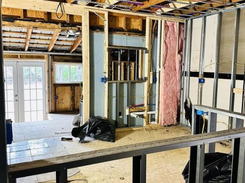 250 Gulf Rd, Northwood NH  03261-4003 exterior