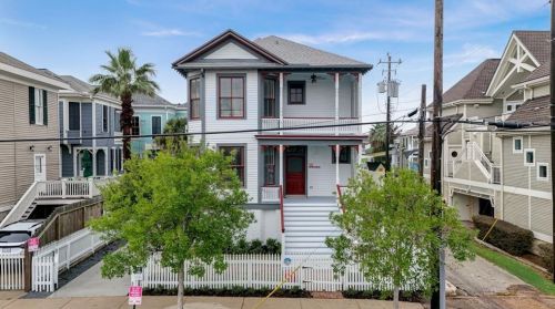 313 14, Galveston TX 77550-8226 exterior