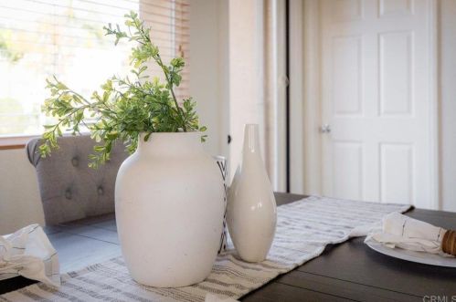 7507 Mona Ln, San Diego CA 92130-5621 exterior