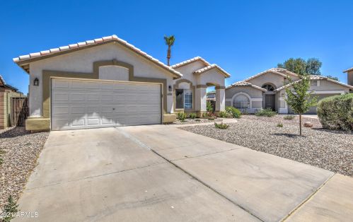 1175 Larkspur St, Gilbert, AZ 85296-3412