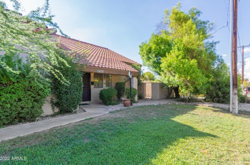 3008 46th St, Phoenix, AZ 85040-1767