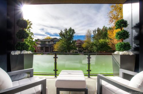 376 Gilpin St, Denver CO 80218-2523 exterior