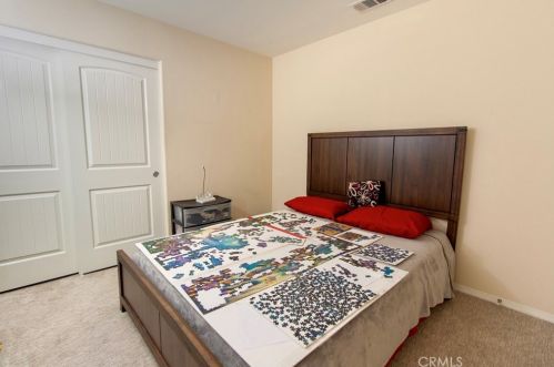 865 Pine Ave, Rialto CA  92376-4552 exterior