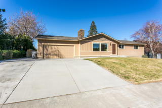 1942 Sheridan Pl, Richland, WA 99352-7634