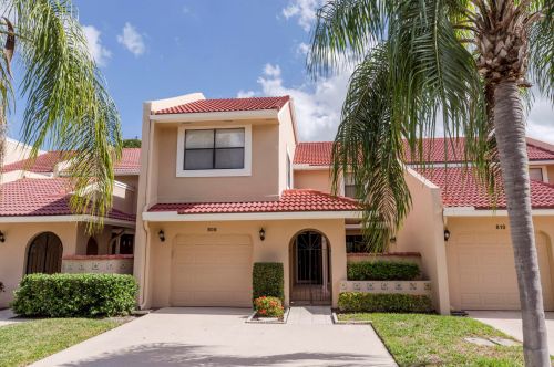 808 Windermere Way, West Palm Beach FL  33418-7170 exterior