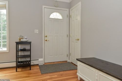 36 Old Milford Ln, West Milford Lakes NJ  07480-1123 exterior