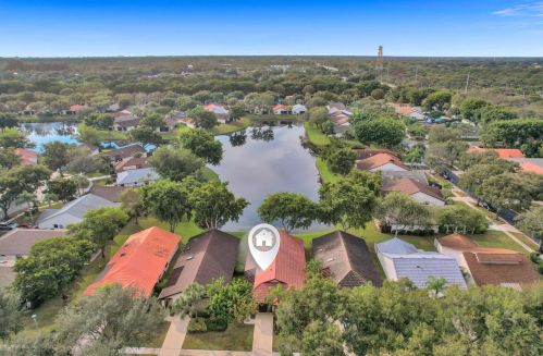 4947 Boxwood Cir, Boynton Beach, FL 33436-4741