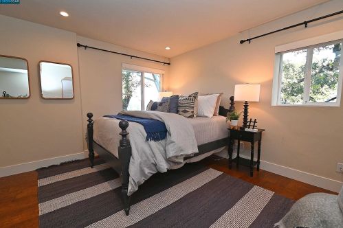 122 El Toyonal, Orinda CA  94563-2133 exterior