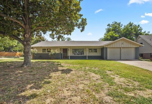 4351 Wedgmont Cir, Fort Worth, TX 76133-2705