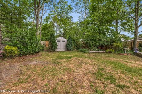 10 Sanford Rd, Bricktown NJ  08724-7134 exterior