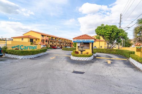 1291 51st Pl, Hialeah FL  33012-3189 exterior