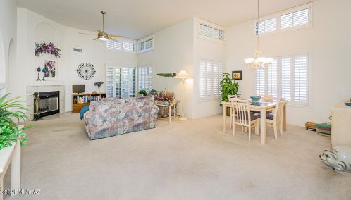 364 Placita La Paz, Green Valley, AZ 85614-4703