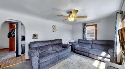 808 Irvington St, Green Bay, WI 54304-2171
