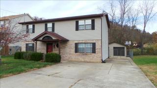 124 Allen Ct, Upper Falls, WV 25202-9713