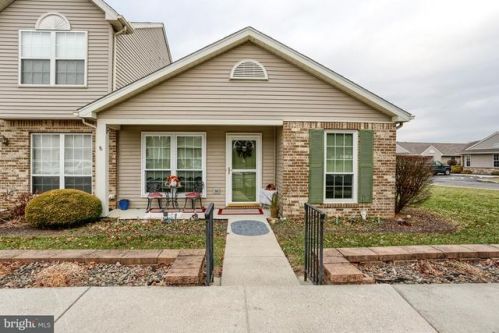124 Easterly Dr, Navy Sup Dpt, PA 17050-7935