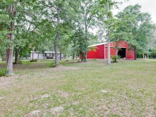 7325 Loblolly Ln, Plantersville, TX 77363-8248