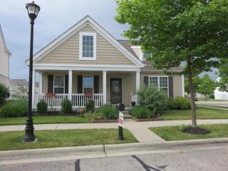 6016 Delcastle Dr, Westerville, OH 43081-8078