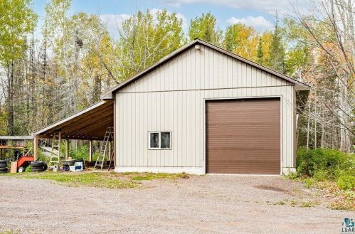 5743 Arnold Rd, Duluth, MN 55803-9319