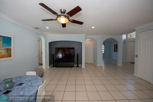 3511 145th Ave, Hollywood FL  33027-3726 exterior