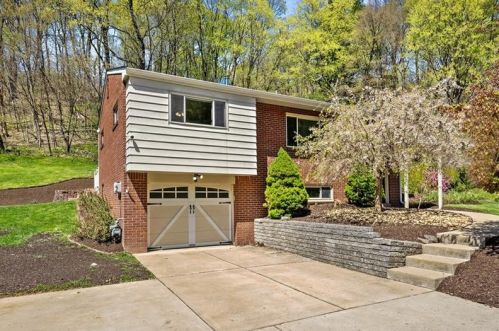 1085 Saxonburg Blvd, Glenshaw, PA 15116-3225