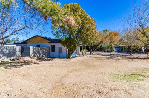2244 Earll Dr, Phoenix, AZ 85015-6046