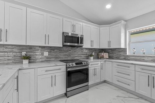 7579 Stirling Bridge Blvd, Delray Beach FL  33446-3610 exterior