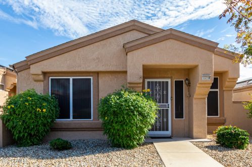 13710 Countryside Dr, Sun City, AZ 85375-4740