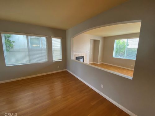 1323 Burdock St, Beaumont CA  92223-8301 exterior