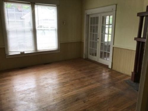 36 Church St, Oxford, NC 27565-3204