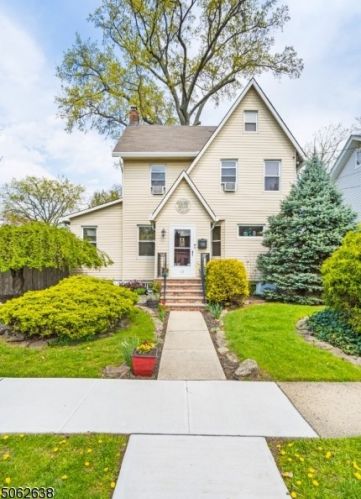 115 Roselle Ave, Roselle Park, NJ 07204-1307