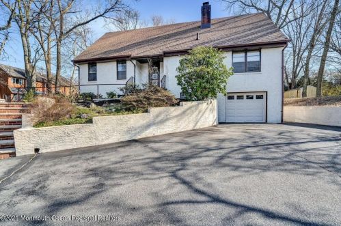 1128 Deal Rd, Tinton Falls, NJ 07712-2506