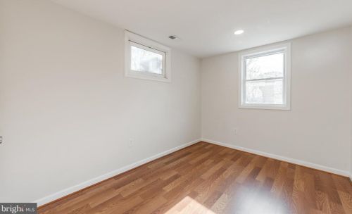 2004 York Dr, Woodbridge VA  22191-2433 exterior