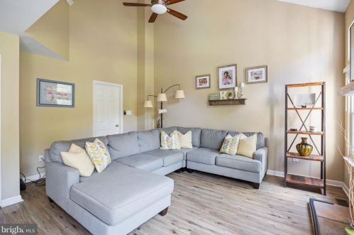 144 Sandhurst Dr, Mount Laurel NJ  08054-6213 exterior