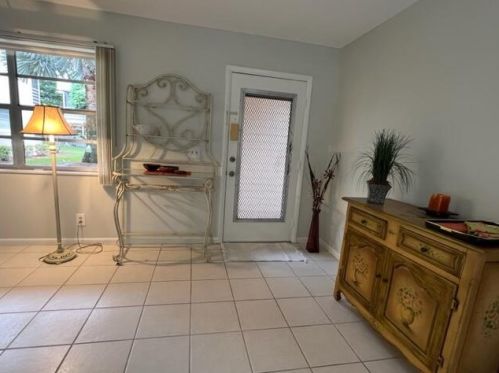 872 Flanders, Delray Beach, FL 33484-5342