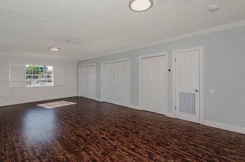 971 64th St, Hialeah FL  33012-6414 exterior