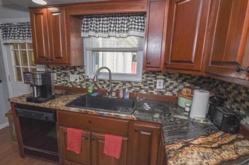 8883 Valley Circle Dr, Florence KY  41042-9523 exterior