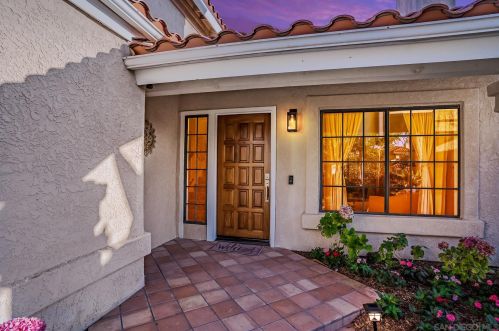4219 Federman Ln, San Diego, CA 92130-2114