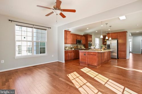 445 Lord Fairfax St, Charles Town WV  25414-2603 exterior