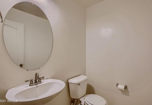 1305 Pryor Rd, San Tan Valley AZ  85140-4435 exterior